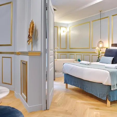 The Marie-antoinette In The Golden Triangle Appartamento